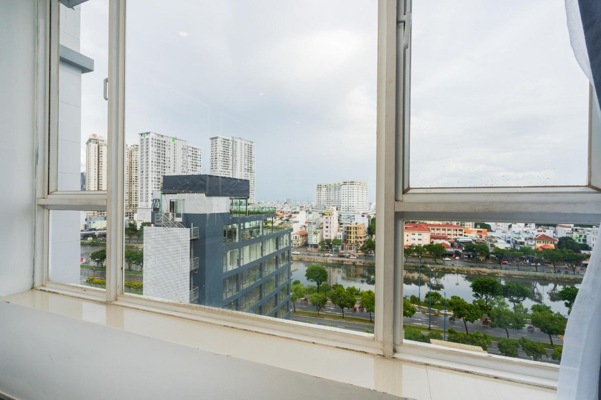 Huazhu Hotel Ho Chi Minh City Exterior photo